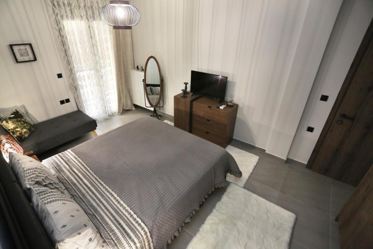 La Larissa Luxury Apartments Koronis Екстериор снимка